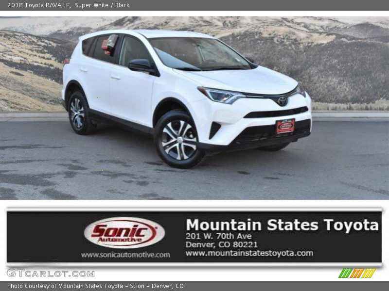 Super White / Black 2018 Toyota RAV4 LE