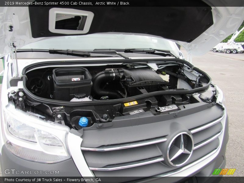 Arctic White / Black 2019 Mercedes-Benz Sprinter 4500 Cab Chassis