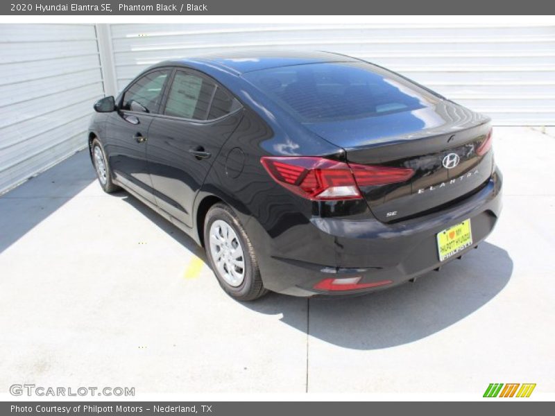 Phantom Black / Black 2020 Hyundai Elantra SE