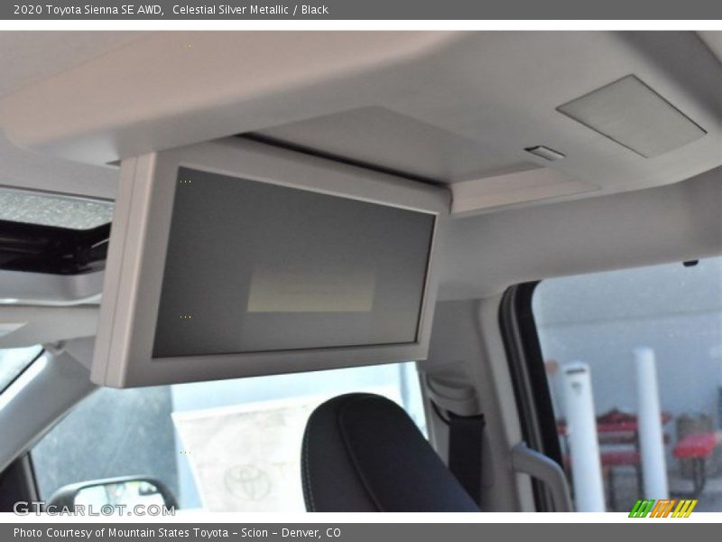 Entertainment System of 2020 Sienna SE AWD