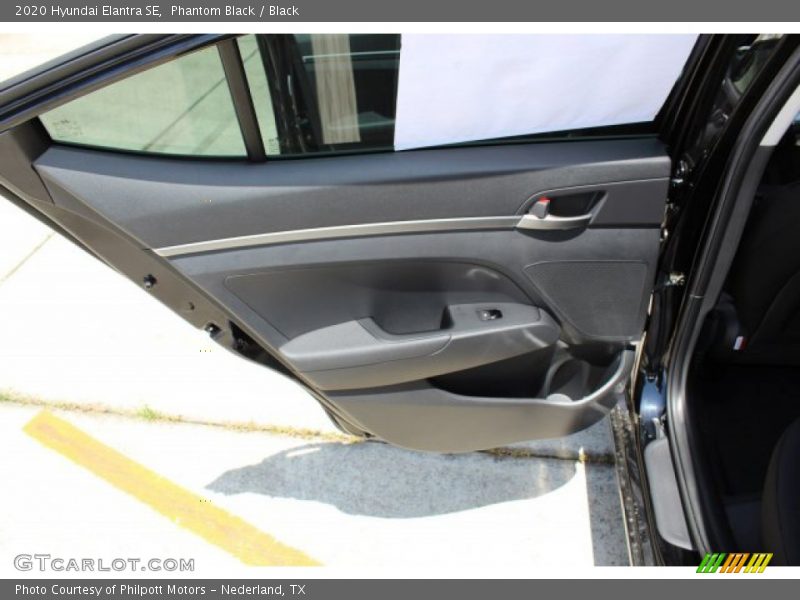 Phantom Black / Black 2020 Hyundai Elantra SE