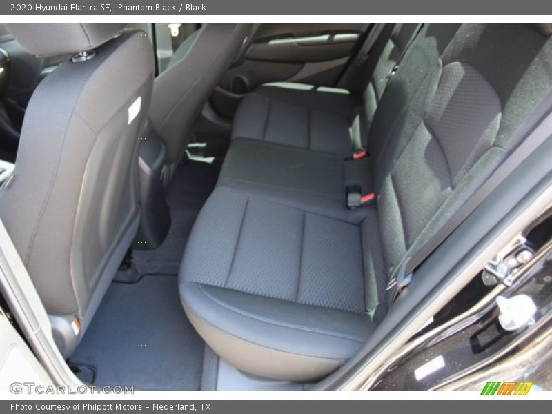 Phantom Black / Black 2020 Hyundai Elantra SE