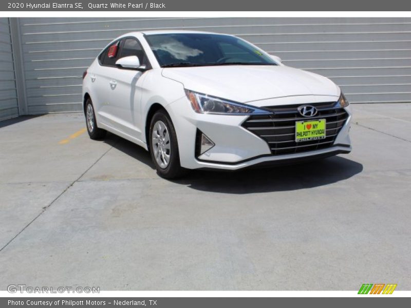 Quartz White Pearl / Black 2020 Hyundai Elantra SE