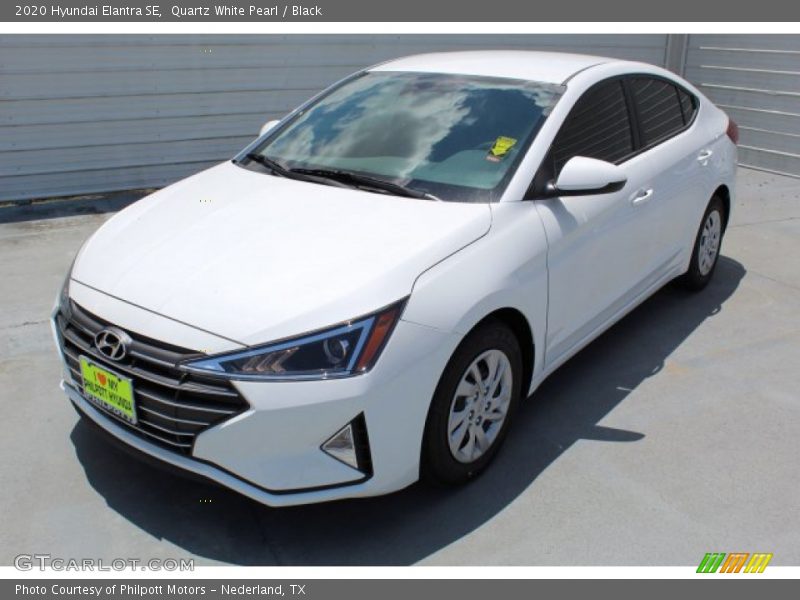 Quartz White Pearl / Black 2020 Hyundai Elantra SE