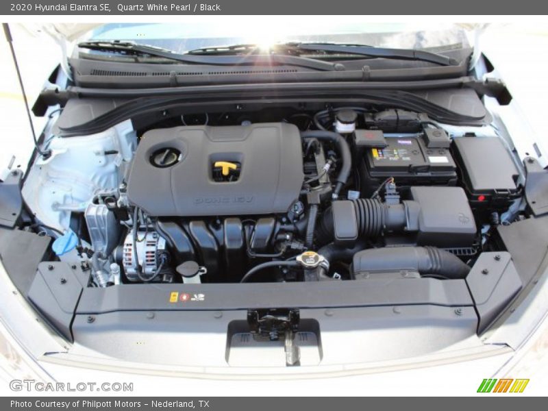Quartz White Pearl / Black 2020 Hyundai Elantra SE