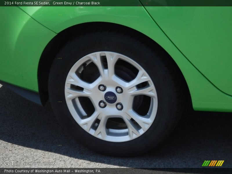 Green Envy / Charcoal Black 2014 Ford Fiesta SE Sedan