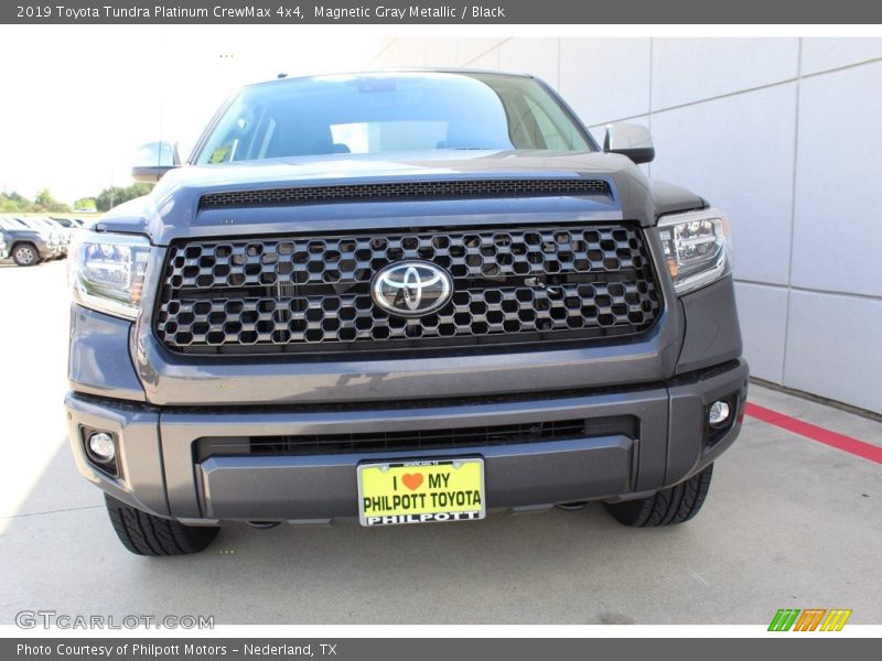 Magnetic Gray Metallic / Black 2019 Toyota Tundra Platinum CrewMax 4x4