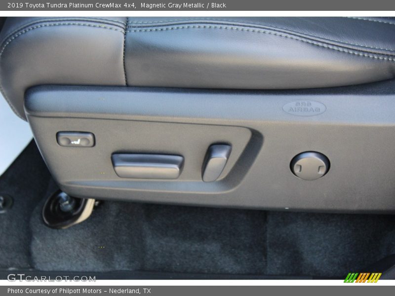 Magnetic Gray Metallic / Black 2019 Toyota Tundra Platinum CrewMax 4x4