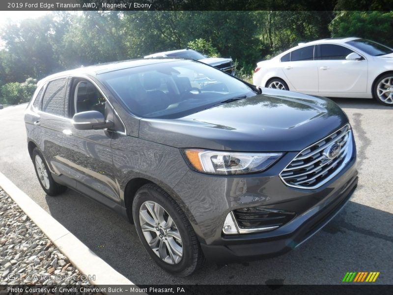 Magnetic / Ebony 2019 Ford Edge Titanium AWD