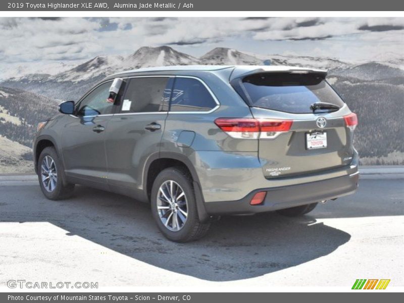 Alumina Jade Metallic / Ash 2019 Toyota Highlander XLE AWD