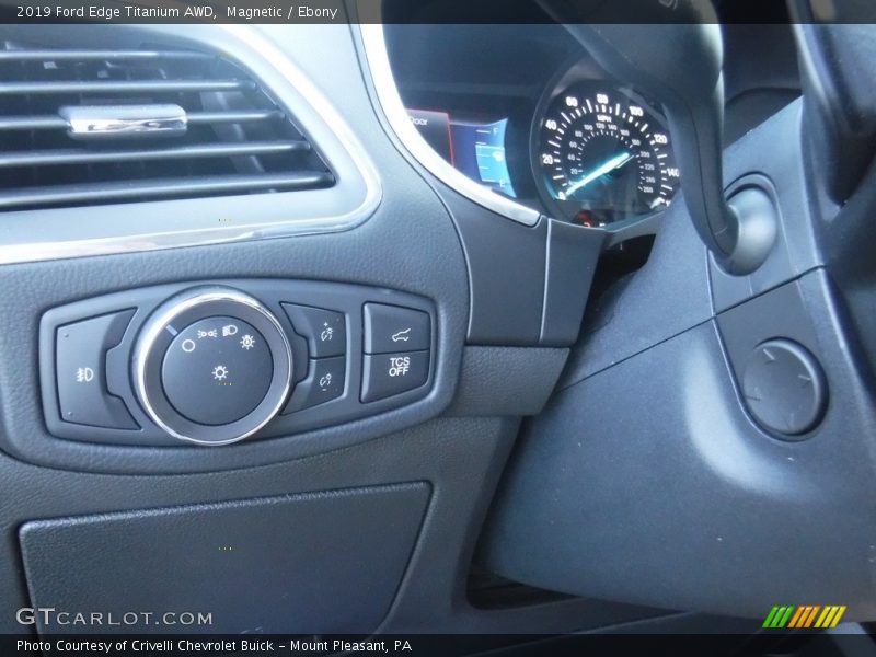 Magnetic / Ebony 2019 Ford Edge Titanium AWD