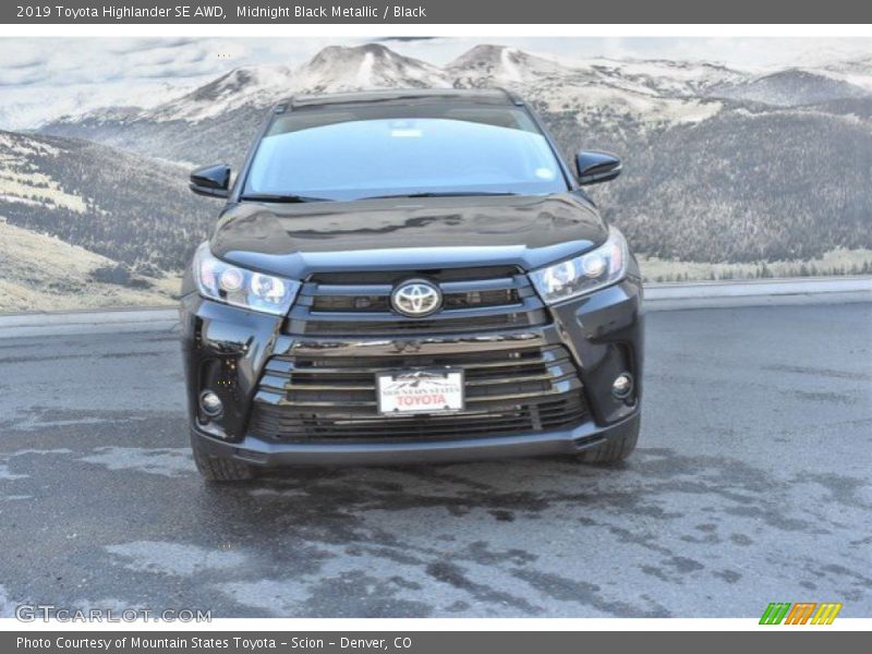 Midnight Black Metallic / Black 2019 Toyota Highlander SE AWD