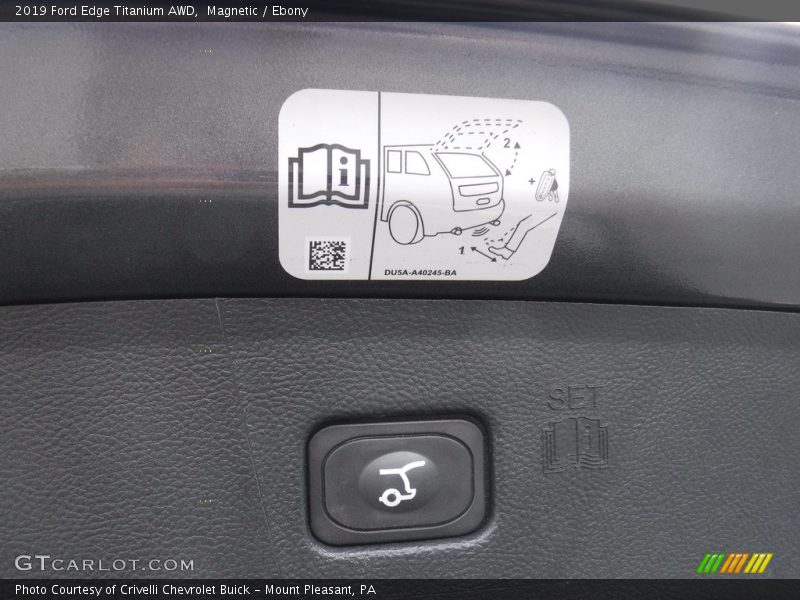 Magnetic / Ebony 2019 Ford Edge Titanium AWD
