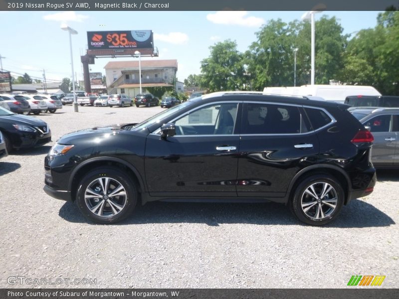 Magnetic Black / Charcoal 2019 Nissan Rogue SV AWD