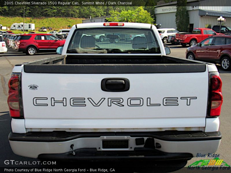 Summit White / Dark Charcoal 2005 Chevrolet Silverado 1500 Regular Cab