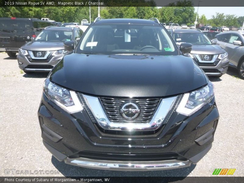 Magnetic Black / Charcoal 2019 Nissan Rogue SV AWD