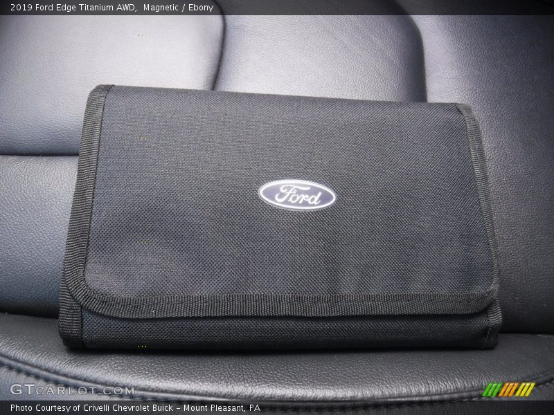 Magnetic / Ebony 2019 Ford Edge Titanium AWD