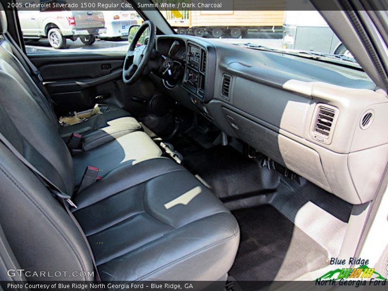 Summit White / Dark Charcoal 2005 Chevrolet Silverado 1500 Regular Cab