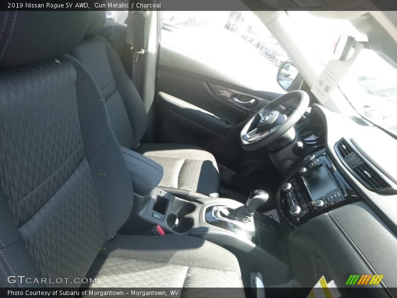 Gun Metallic / Charcoal 2019 Nissan Rogue SV AWD