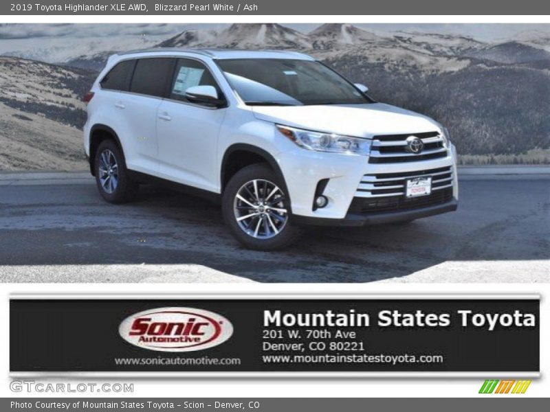 Blizzard Pearl White / Ash 2019 Toyota Highlander XLE AWD