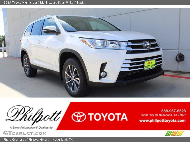 Blizzard Pearl White / Black 2019 Toyota Highlander XLE