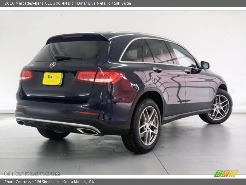 Lunar Blue Metallic / Silk Beige 2016 Mercedes-Benz GLC 300 4Matic