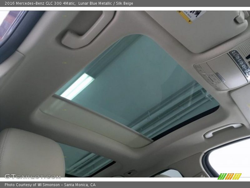 Lunar Blue Metallic / Silk Beige 2016 Mercedes-Benz GLC 300 4Matic