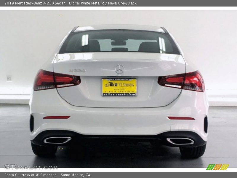 Digital White Metallic / Neva Grey/Black 2019 Mercedes-Benz A 220 Sedan