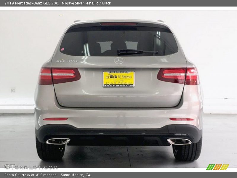 Mojave Silver Metallic / Black 2019 Mercedes-Benz GLC 300