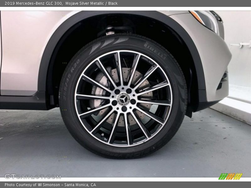 Mojave Silver Metallic / Black 2019 Mercedes-Benz GLC 300