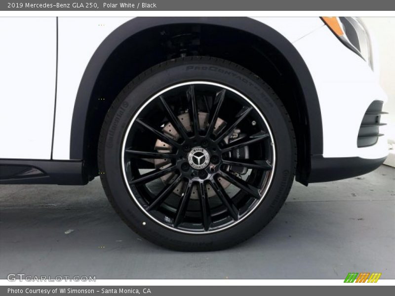 Polar White / Black 2019 Mercedes-Benz GLA 250