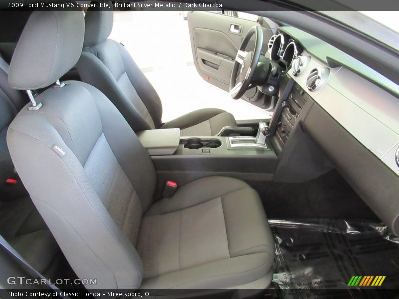 Brilliant Silver Metallic / Dark Charcoal 2009 Ford Mustang V6 Convertible