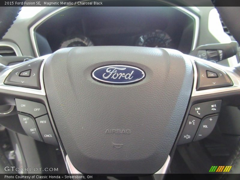 Magnetic Metallic / Charcoal Black 2015 Ford Fusion SE