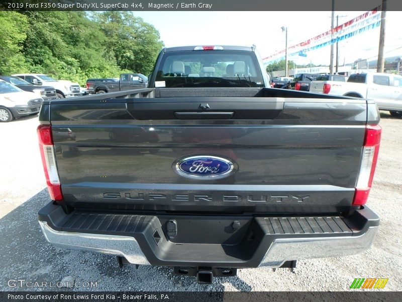 Magnetic / Earth Gray 2019 Ford F350 Super Duty XL SuperCab 4x4