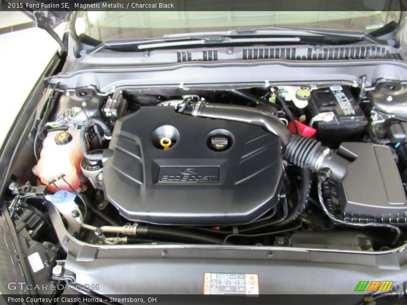 Magnetic Metallic / Charcoal Black 2015 Ford Fusion SE