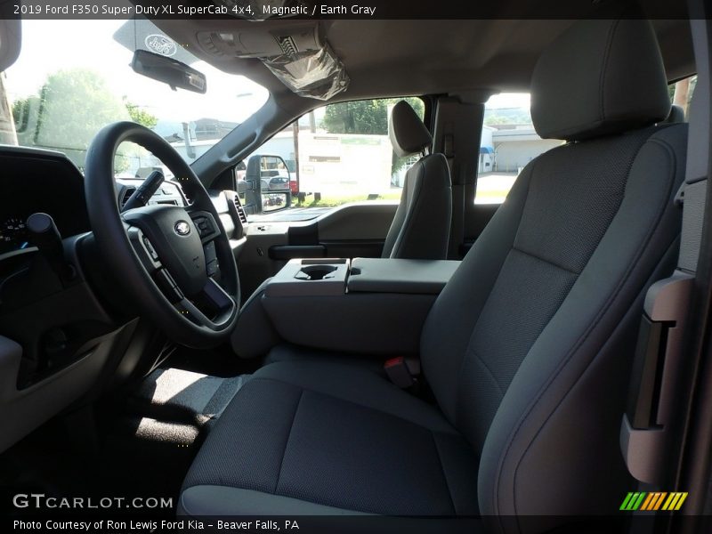 Magnetic / Earth Gray 2019 Ford F350 Super Duty XL SuperCab 4x4