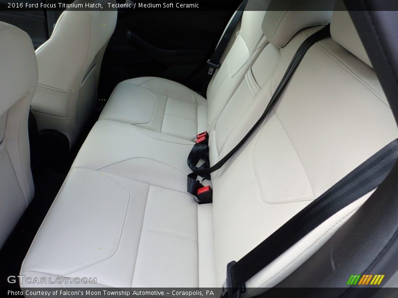 Tectonic / Medium Soft Ceramic 2016 Ford Focus Titanium Hatch