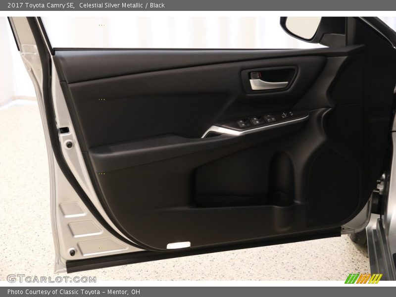 Celestial Silver Metallic / Black 2017 Toyota Camry SE