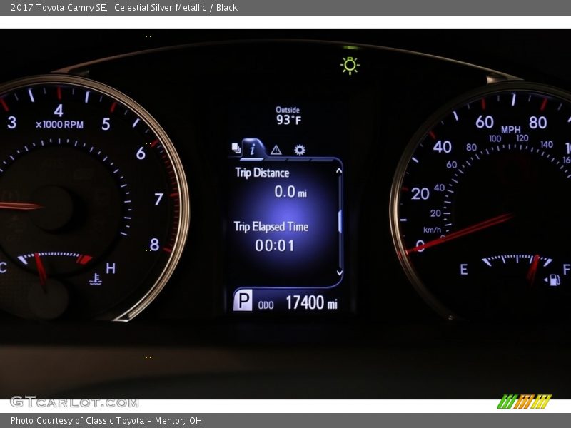 Celestial Silver Metallic / Black 2017 Toyota Camry SE