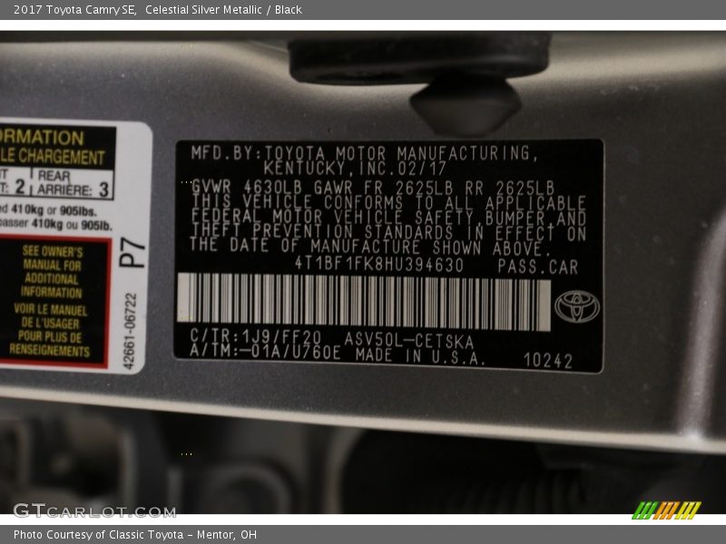 Celestial Silver Metallic / Black 2017 Toyota Camry SE