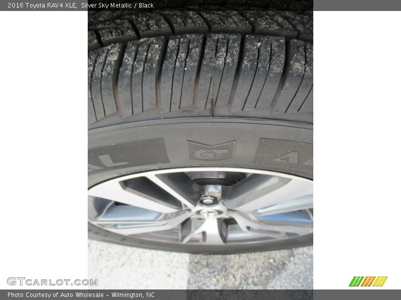 Silver Sky Metallic / Black 2016 Toyota RAV4 XLE