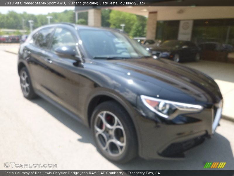 Vulcano (Volcano) Black Metallic / Black/Black 2018 Alfa Romeo Stelvio Sport AWD