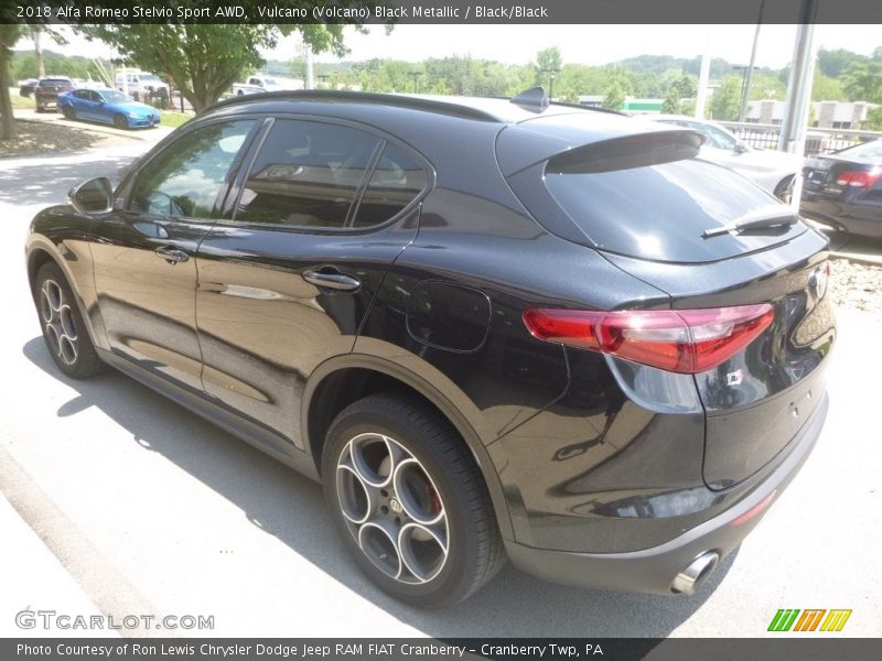 Vulcano (Volcano) Black Metallic / Black/Black 2018 Alfa Romeo Stelvio Sport AWD