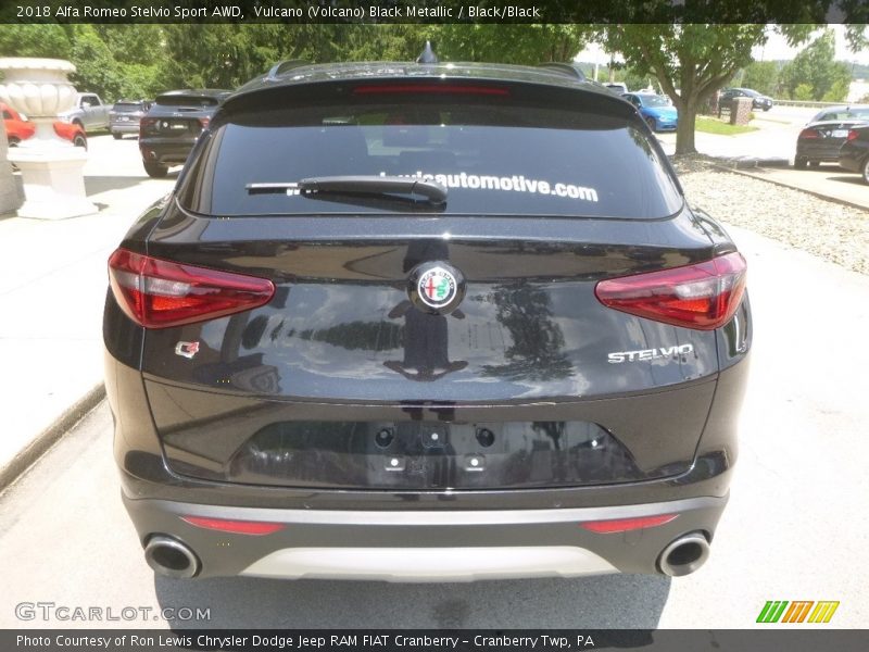 Vulcano (Volcano) Black Metallic / Black/Black 2018 Alfa Romeo Stelvio Sport AWD