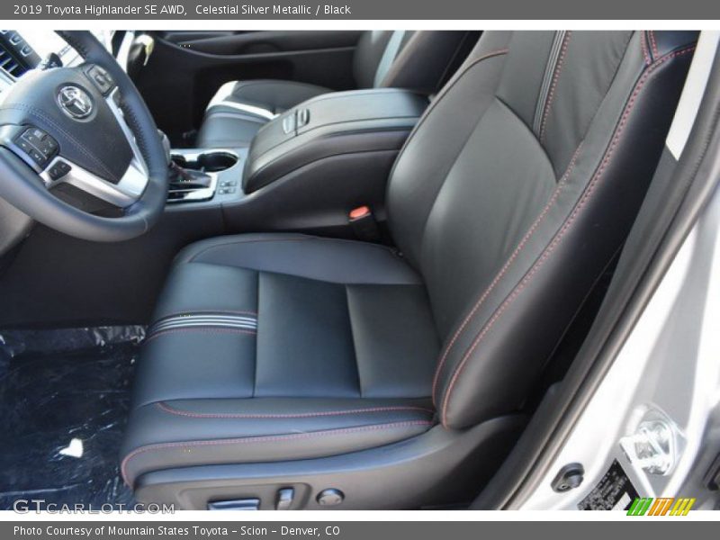 Celestial Silver Metallic / Black 2019 Toyota Highlander SE AWD