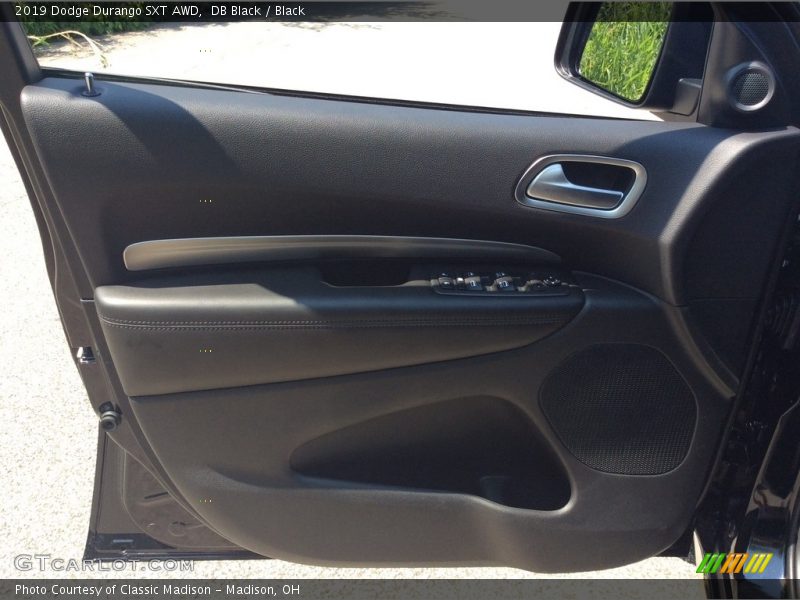DB Black / Black 2019 Dodge Durango SXT AWD