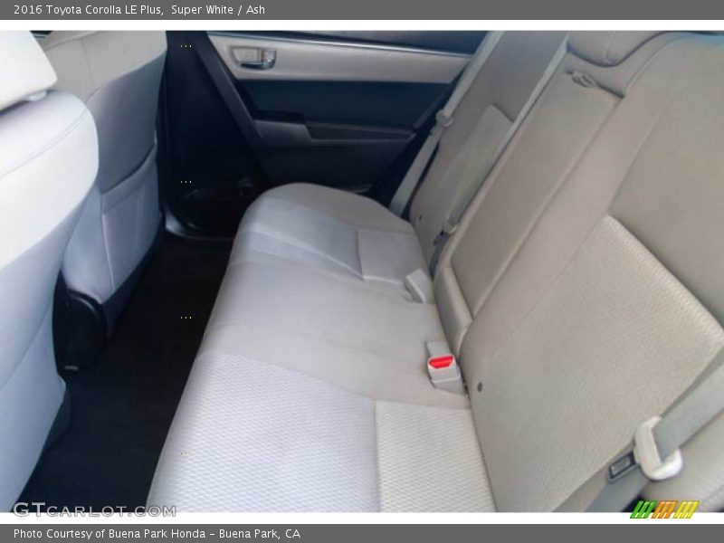 Super White / Ash 2016 Toyota Corolla LE Plus
