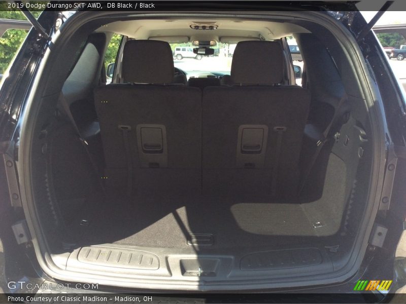 DB Black / Black 2019 Dodge Durango SXT AWD