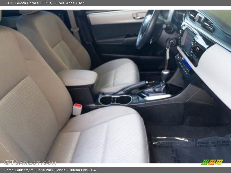 Super White / Ash 2016 Toyota Corolla LE Plus