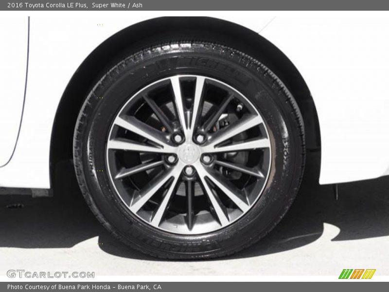 Super White / Ash 2016 Toyota Corolla LE Plus